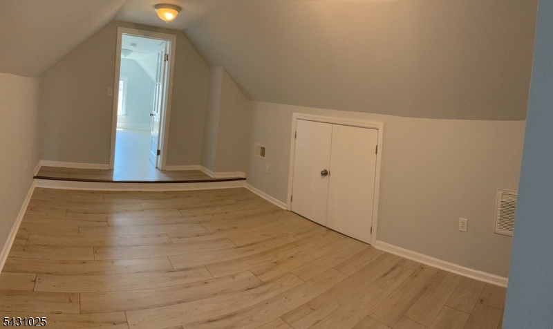 28 Niles Street Elizabeth NJ 07202