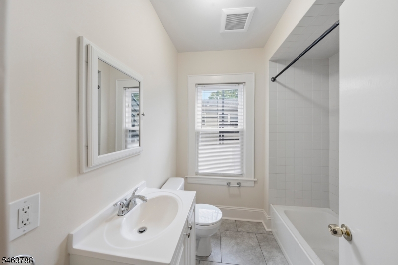 11 Evergreen Avenue Bloomfield NJ 07003