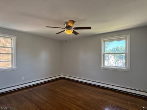 824 2ND Street Dunellen NJ 08812