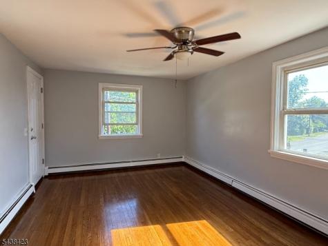 824 2ND Street Dunellen NJ 08812