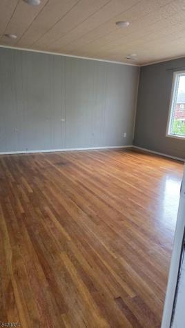 5 General Karge Court Elizabeth NJ 07202