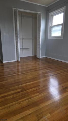 5 General Karge Court Elizabeth NJ 07202