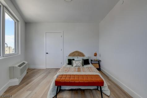 39 Madison Newark NJ 07105
