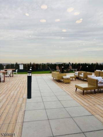 39 Madison Newark NJ 07105