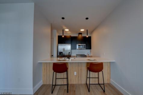 39 Madison Newark NJ 07105
