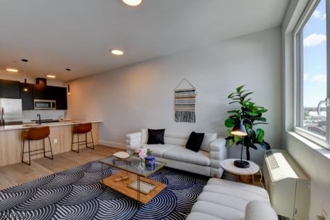 39 Madison Newark NJ 07105