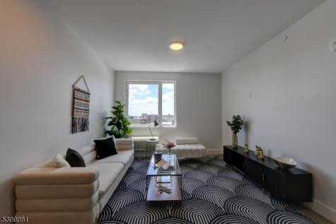 39 Madison Newark NJ 07105