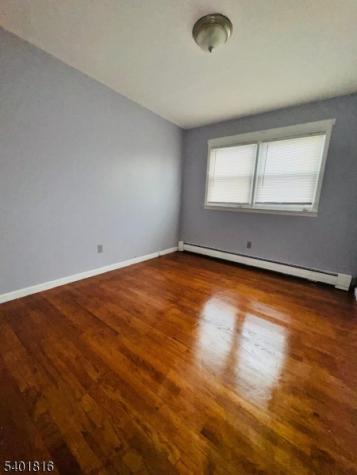 32 Union Place Irvington NJ 07111