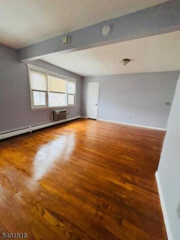 32 Union Place Irvington NJ 07111