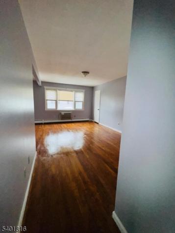 32 Union Place Irvington NJ 07111