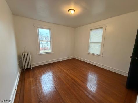 205 Chancellor Avenue Newark NJ 07112
