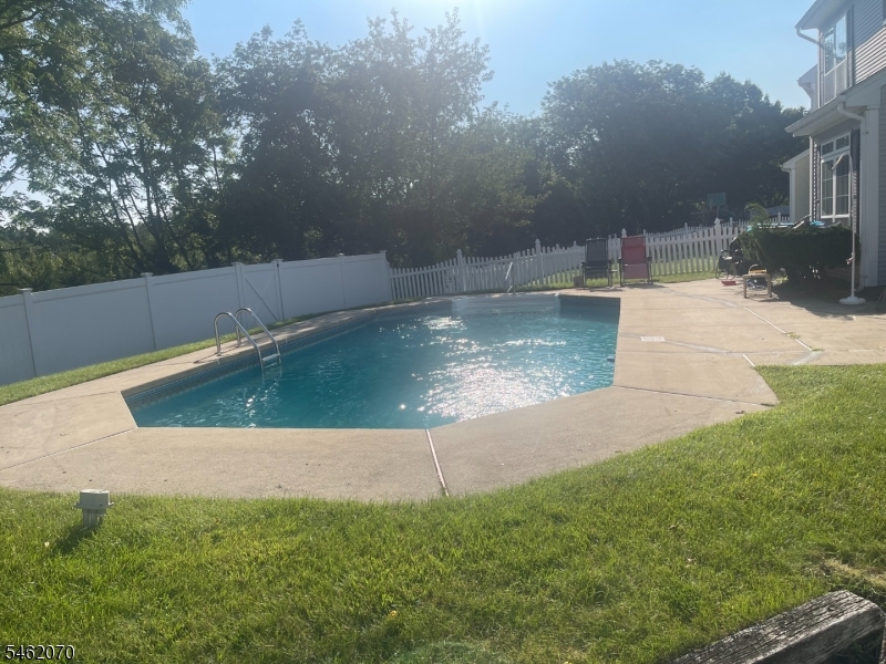 24 Cartier Drive Franklin NJ 08823