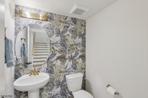 21 Dahlia Drive Warren NJ 07059