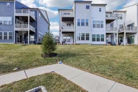 21 Dahlia Drive Warren NJ 07059