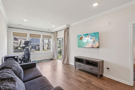 21 Dahlia Drive Warren NJ 07059