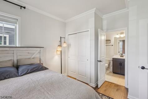 21 Dahlia Drive Warren NJ 07059
