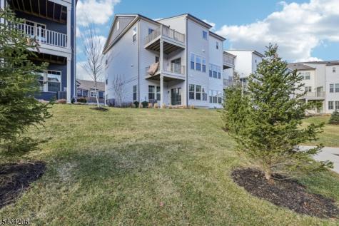 21 Dahlia Drive Warren NJ 07059