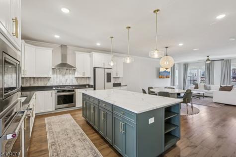 21 Dahlia Drive Warren NJ 07059