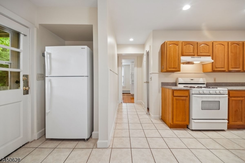 29 Brookfield Road Montclair NJ 07043