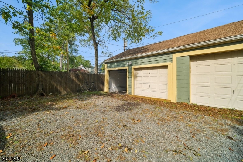 29 Brookfield Road Montclair NJ 07043