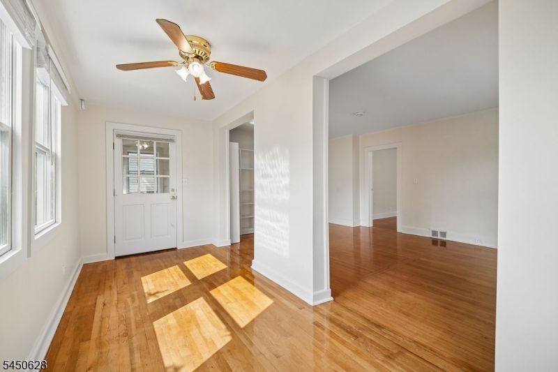 29 Brookfield Road Montclair NJ 07043