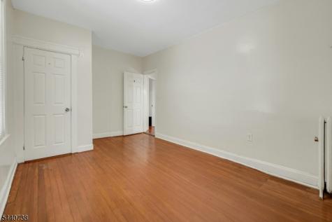 127 S Burnett St R4 East Orange NJ 07018