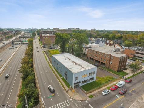 62 Halsted Street East Orange NJ 07018