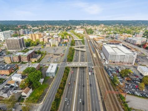 62 Halsted Street East Orange NJ 07018