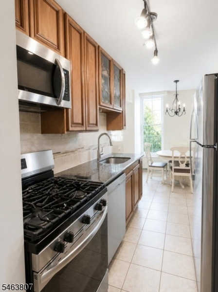 4 River Road Nutley NJ 07110