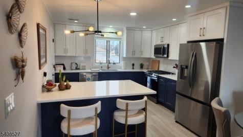 731 Lake Avenue Lyndhurst NJ 07071
