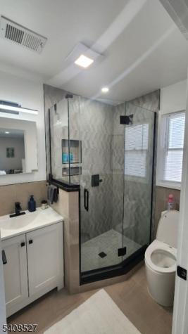 731 Lake Avenue Lyndhurst NJ 07071