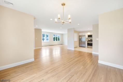 137 Stefanic Avenue Elmwood Park NJ 07407
