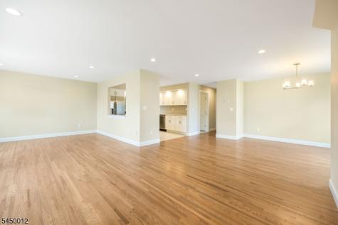 137 Stefanic Avenue Elmwood Park NJ 07407