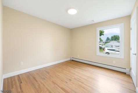 137 Stefanic Avenue Elmwood Park NJ 07407