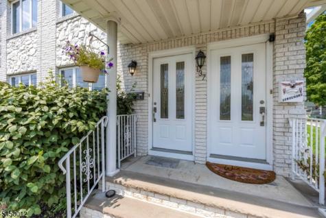 137 Stefanic Avenue Elmwood Park NJ 07407