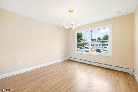 137 Stefanic Avenue Elmwood Park NJ 07407