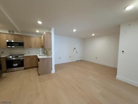 627 Valley Road Montclair NJ 07043