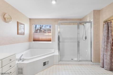 70 Hartley Lane Bernards NJ 07920