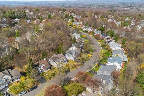 70 Hartley Lane Bernards NJ 07920