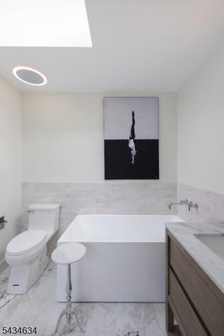 3 Cheyenne Trail Branchburg NJ 08876