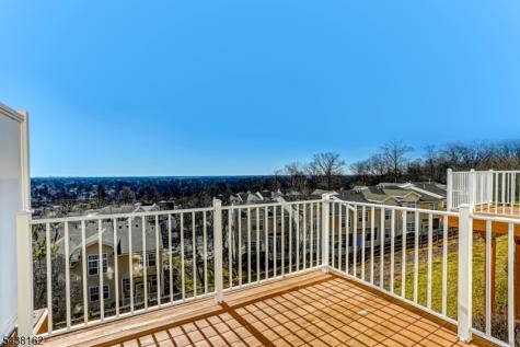 1039 Shadowlawn Drive Green Brook NJ 08812