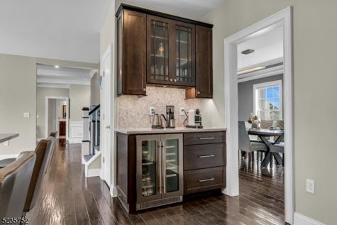 9 Jamieson Way Hillsborough NJ 08844