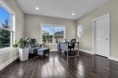 9 Jamieson Way Hillsborough NJ 08844