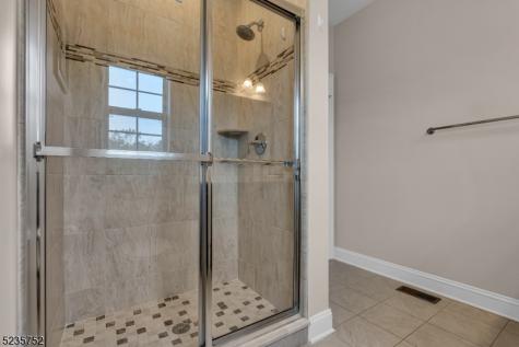 9 Jamieson Way Hillsborough NJ 08844