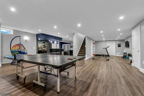 9 Jamieson Way Hillsborough NJ 08844