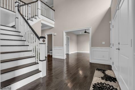 9 Jamieson Way Hillsborough NJ 08844
