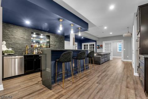 9 Jamieson Way Hillsborough NJ 08844