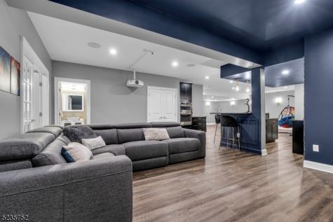 9 Jamieson Way Hillsborough NJ 08844