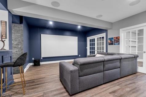 9 Jamieson Way Hillsborough NJ 08844