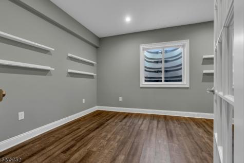 9 Jamieson Way Hillsborough NJ 08844